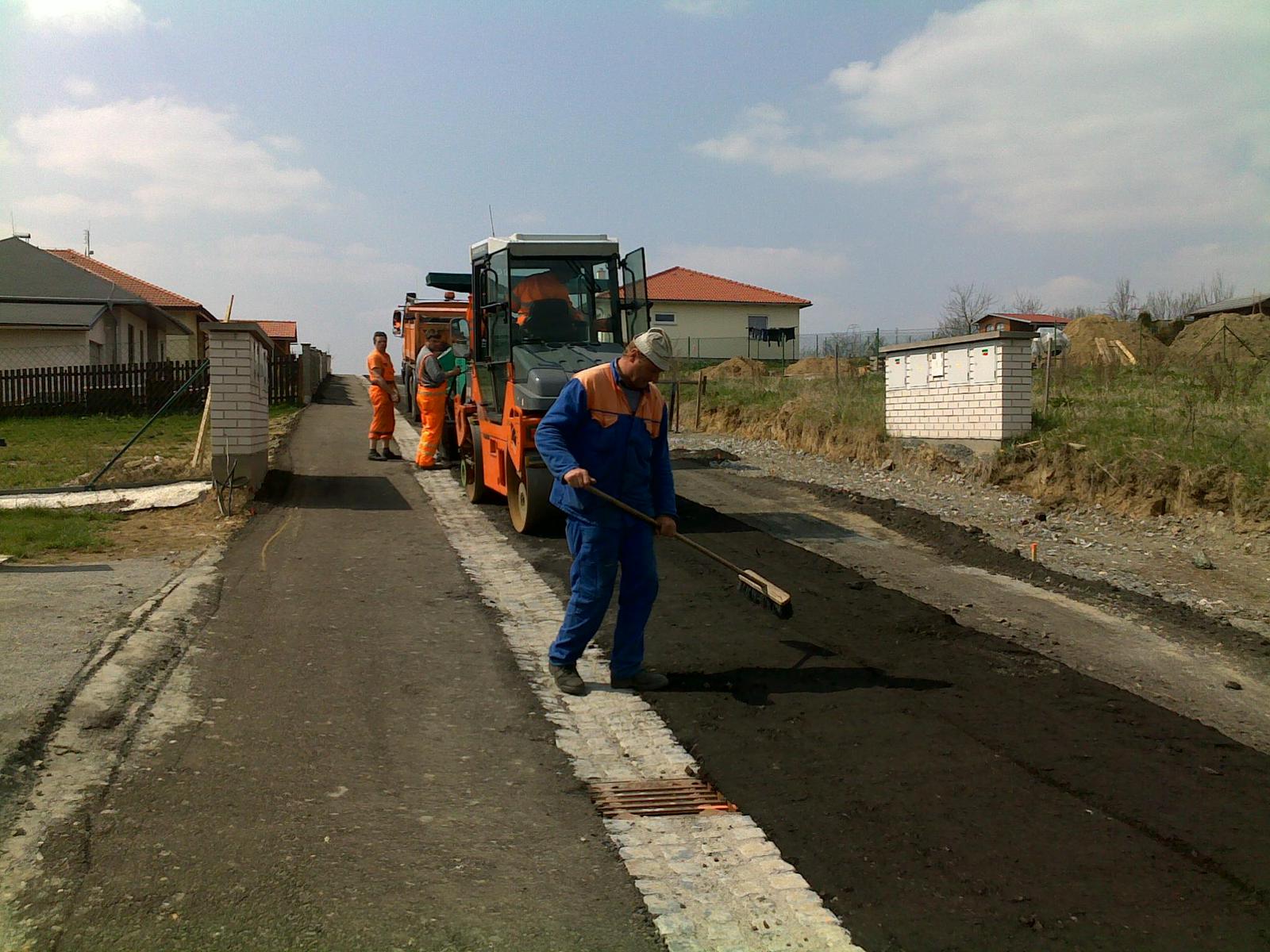Oprava povrchu Stará Habrecká.jpg